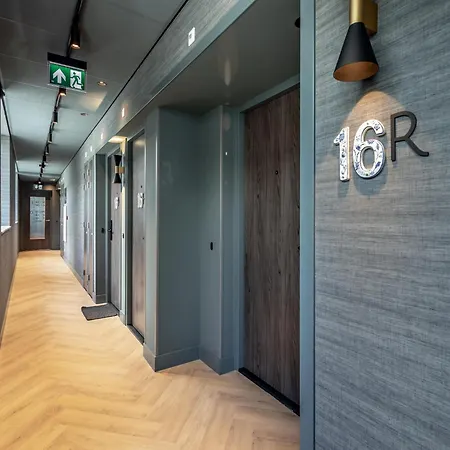 Modern With A View Of The Scheveningen Harbor 海牙