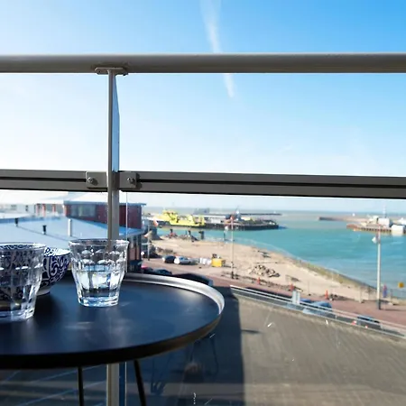 Modern With A View Of The Scheveningen Harbor *