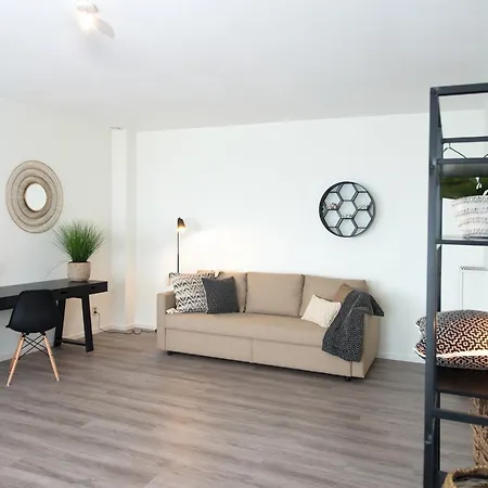 Modern With A View Of The Scheveningen Harbor Apartment *
