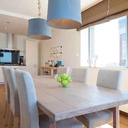 Apartment Modern With A View Of The Scheveningen Harbor