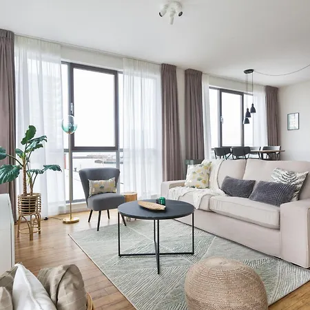 Modern With A View Of The Scheveningen Harbor Apartment