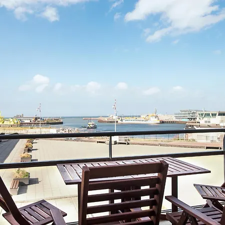 Modern With A View Of The Scheveningen Harbor 公寓 *