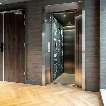 Modern With A View Of The Scheveningen Harbor * 海牙